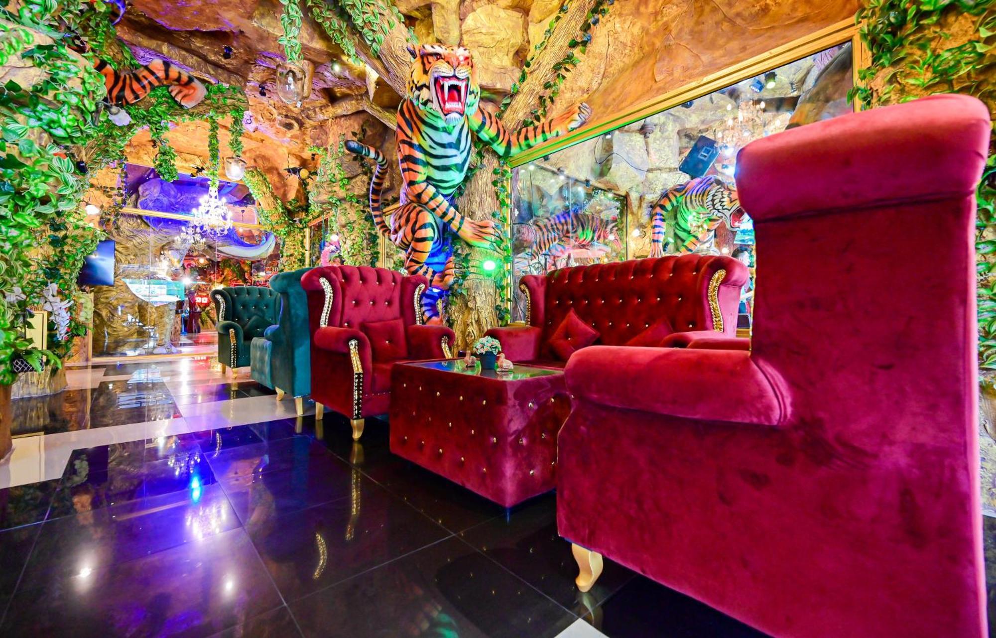 Tiger Complex Hotel Patong 外观 照片