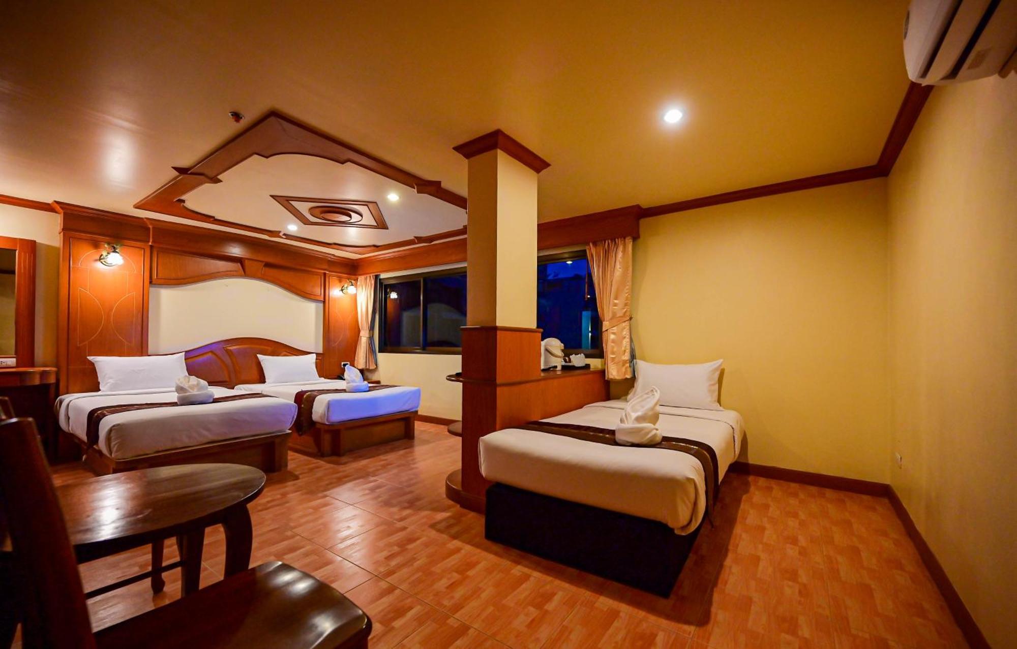 Tiger Complex Hotel Patong 外观 照片
