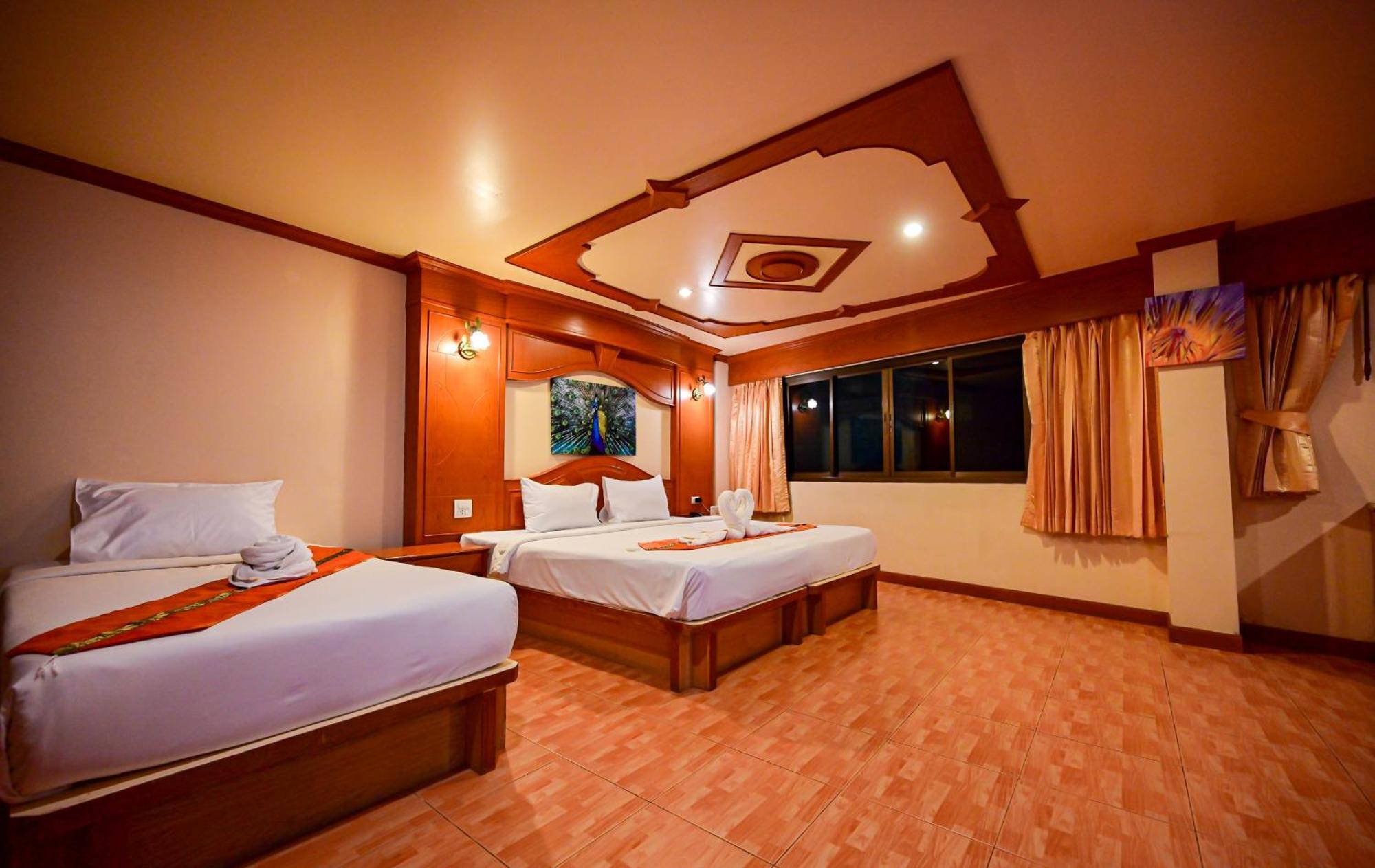 Tiger Complex Hotel Patong 外观 照片